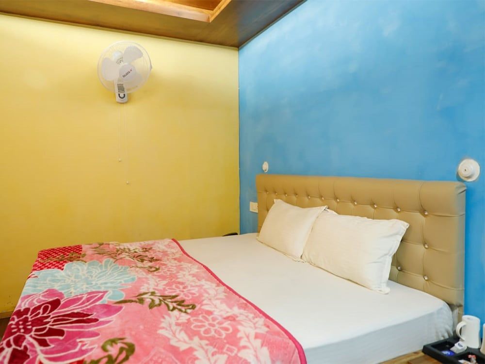 Chanshal Camps & Resort - Riverside Pool and Bar Deluxe Room 8