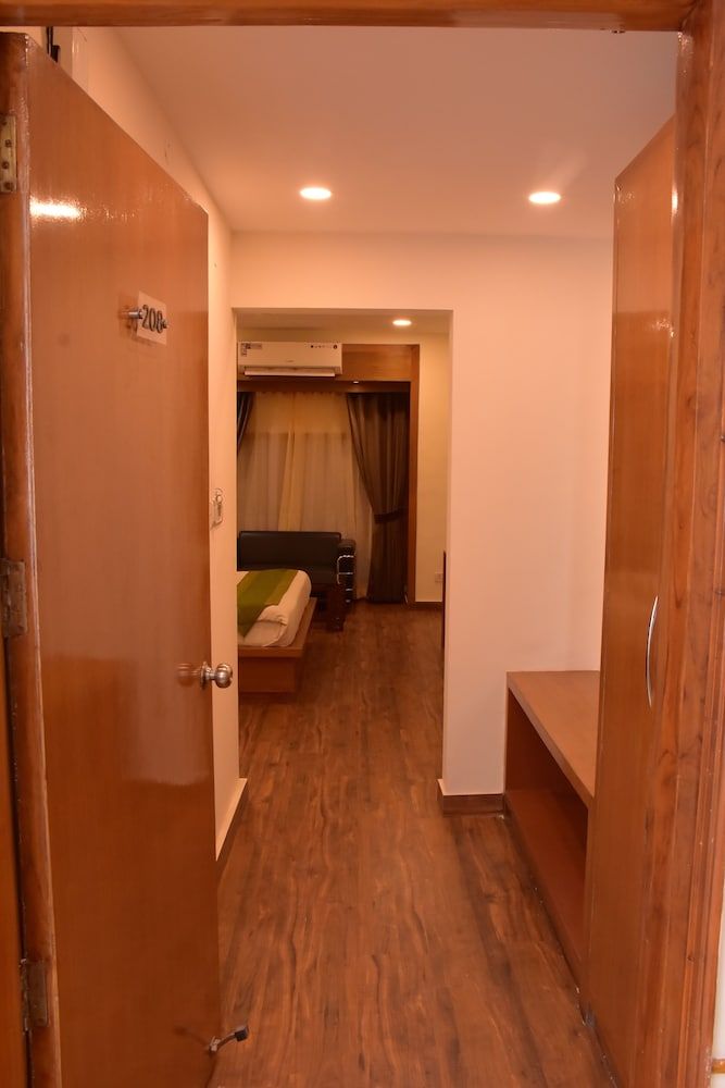 Clarks Inn Express Baddi Executive 5