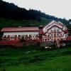 Cliff Top Club Auli