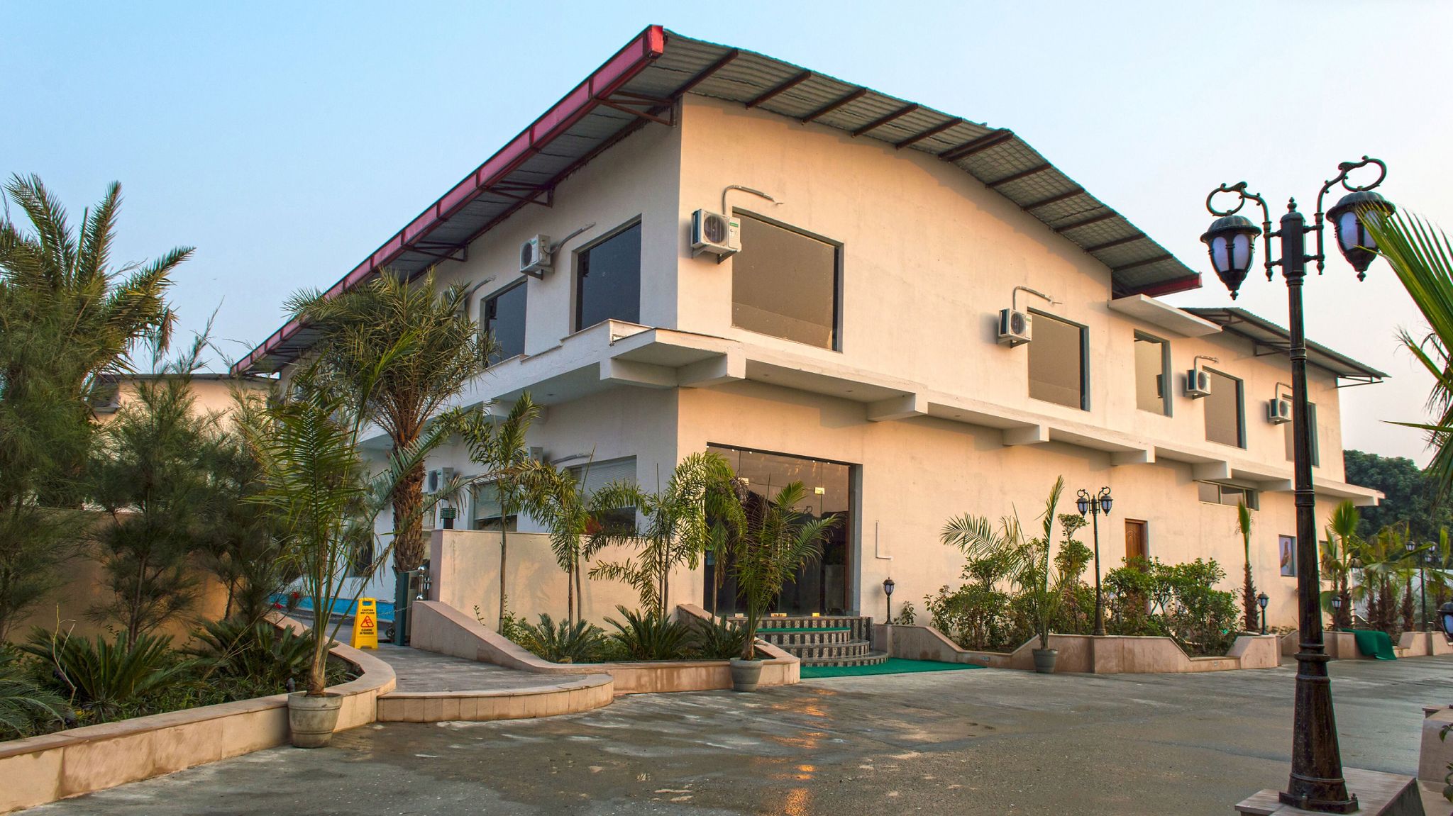 undefined Corbett The Grand 7