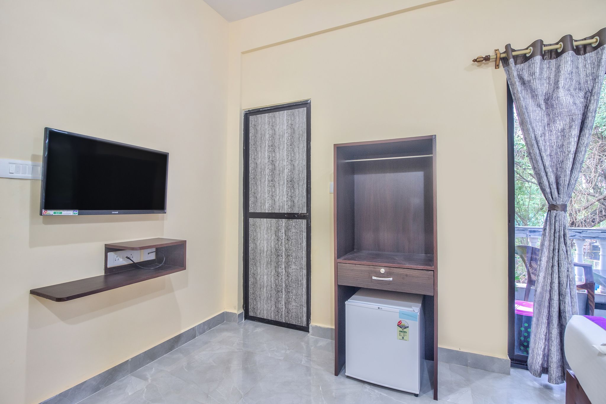 Crystal Bay Baga Triple Room with Balcony 20