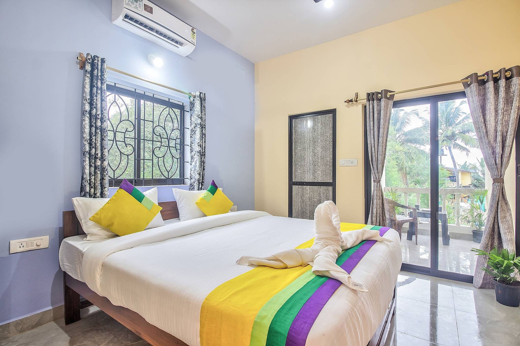 Crystal Bay Baga Triple Room with Balcony 16