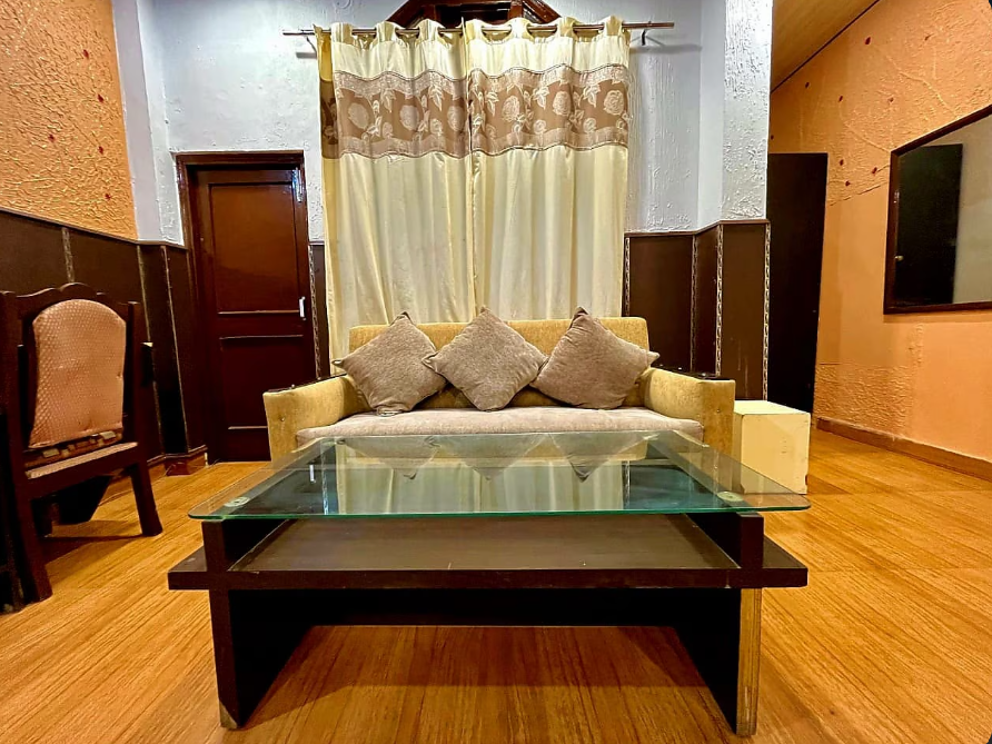 undefined Hotel Dalhousie Grand 3
