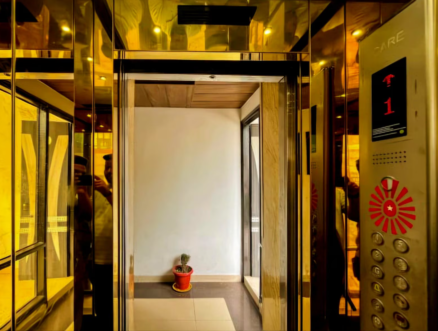 undefined Hotel Dalhousie Grand 2