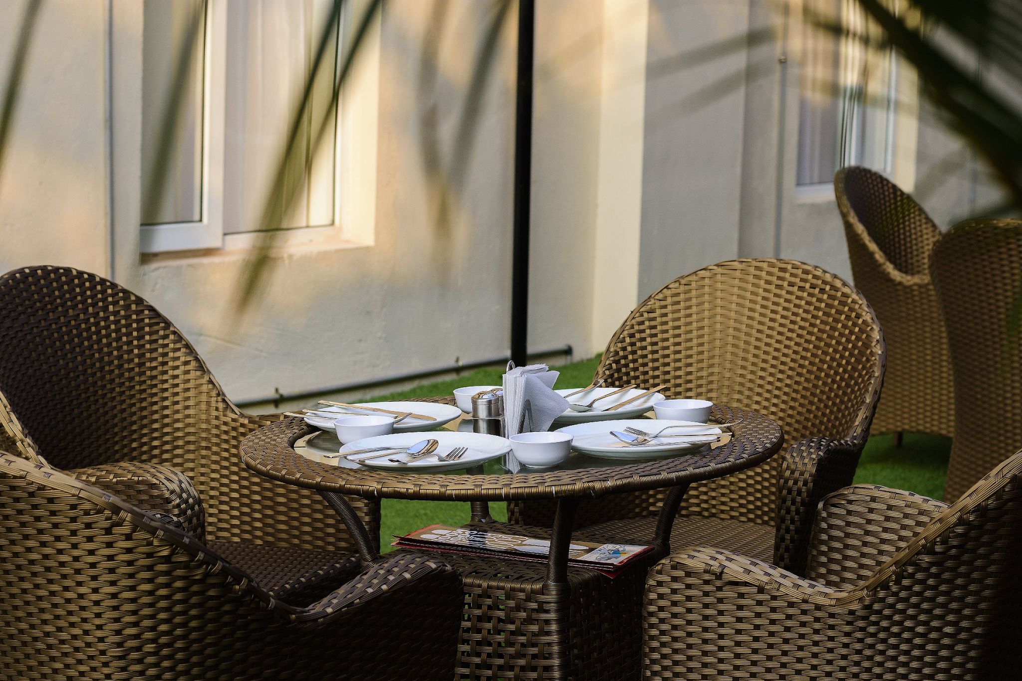 Food & Dining