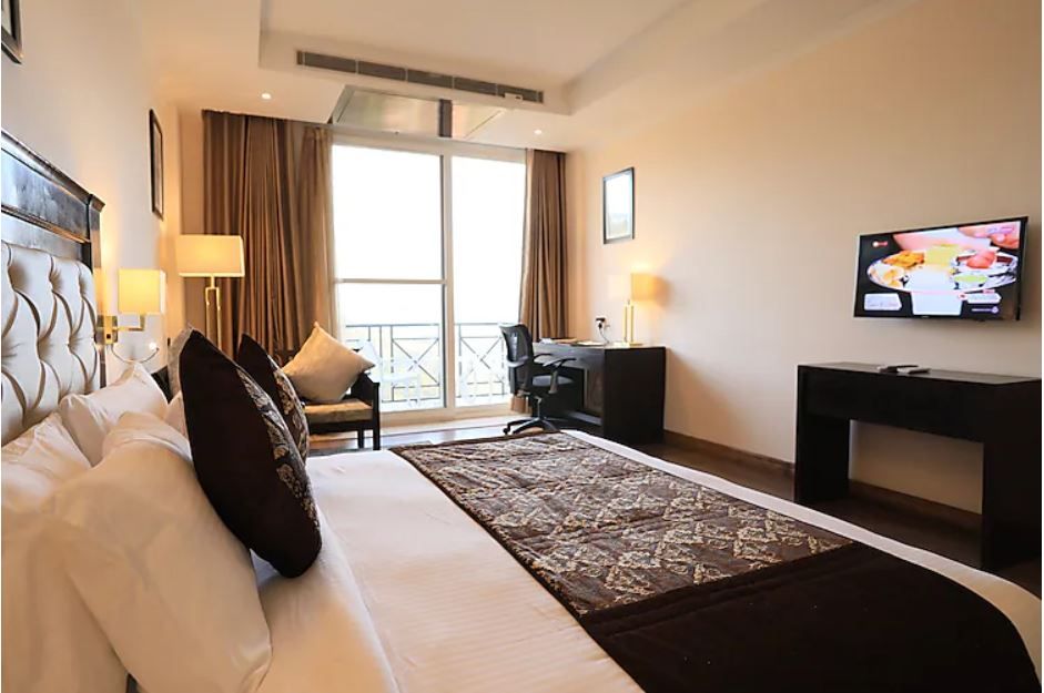 Deventure Shimla Hills Super Deluxe Room 3