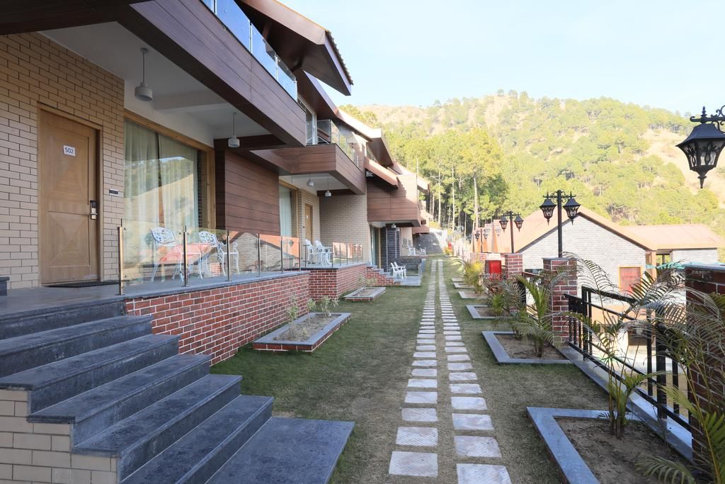 Hotel Exterior