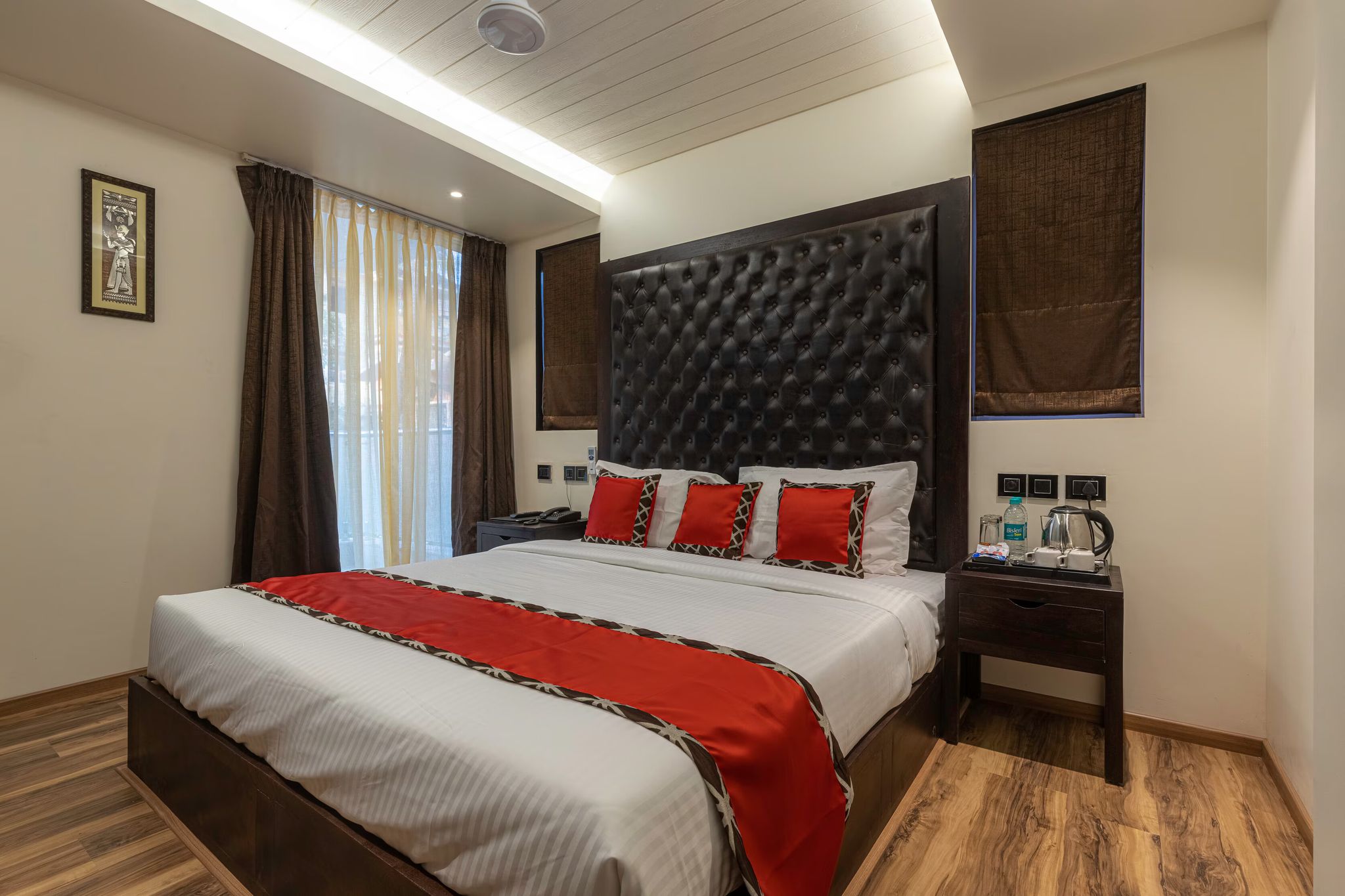 Executive Deluxe AC room with King Bed