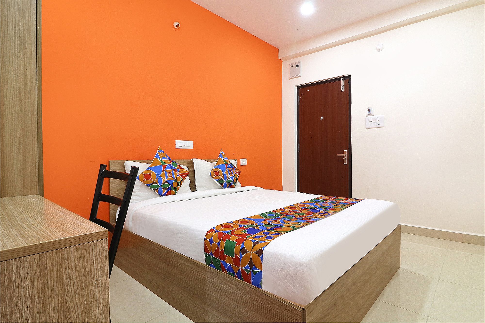 Via Athidhi Stay Inn Deluxe Room 9