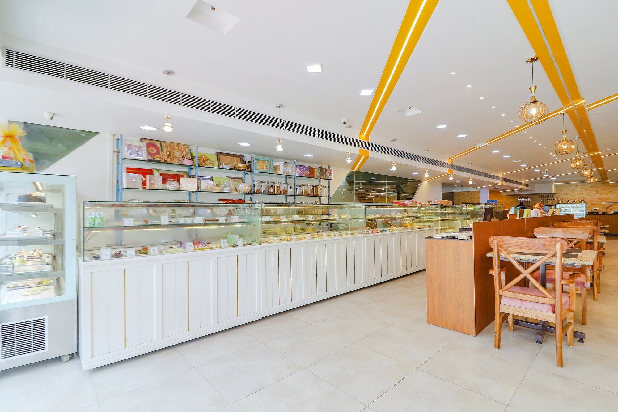 undefined FabHotel Aamantran & Banquet Halls - RTC Cross Road 8
