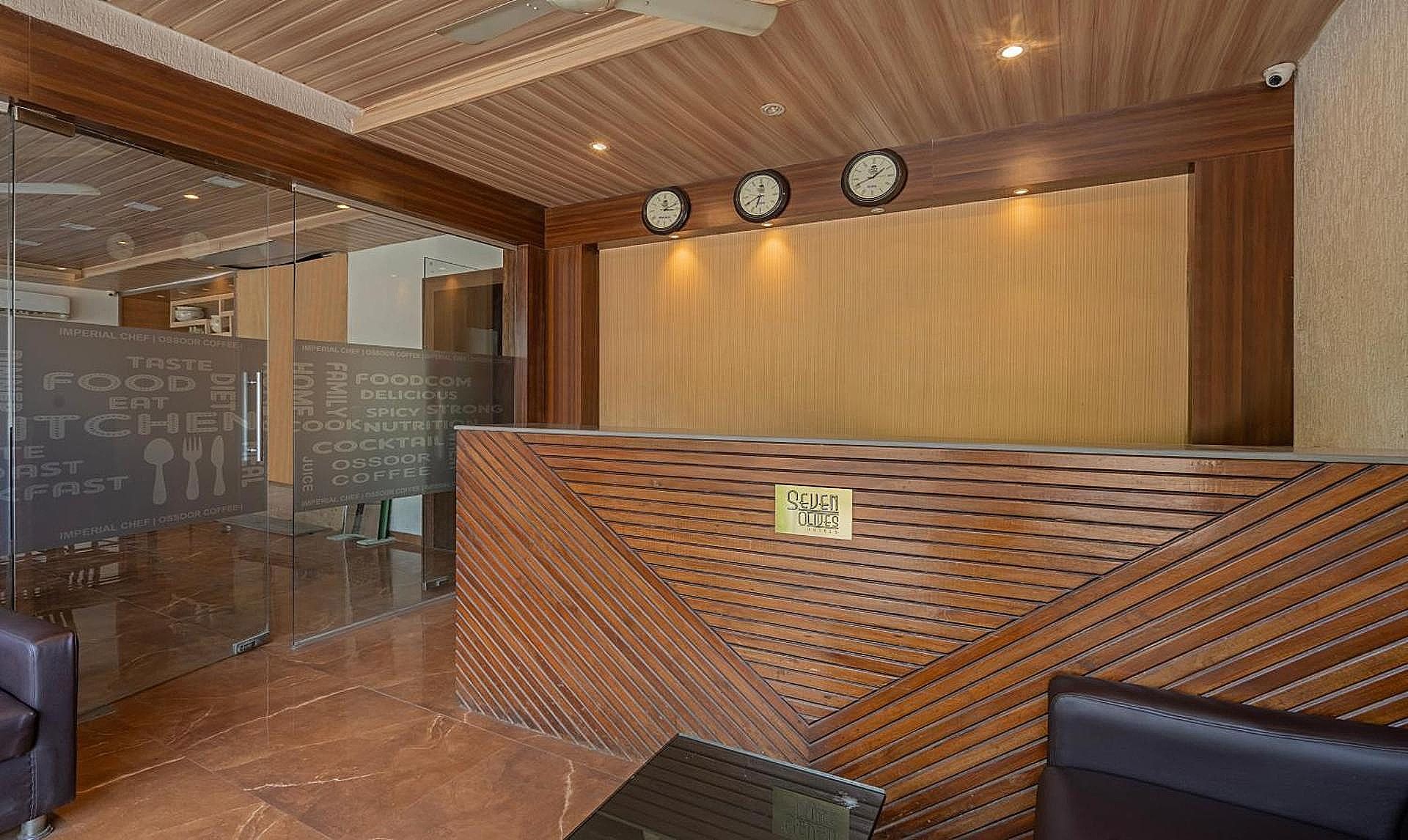 FabHotel Seven Olives