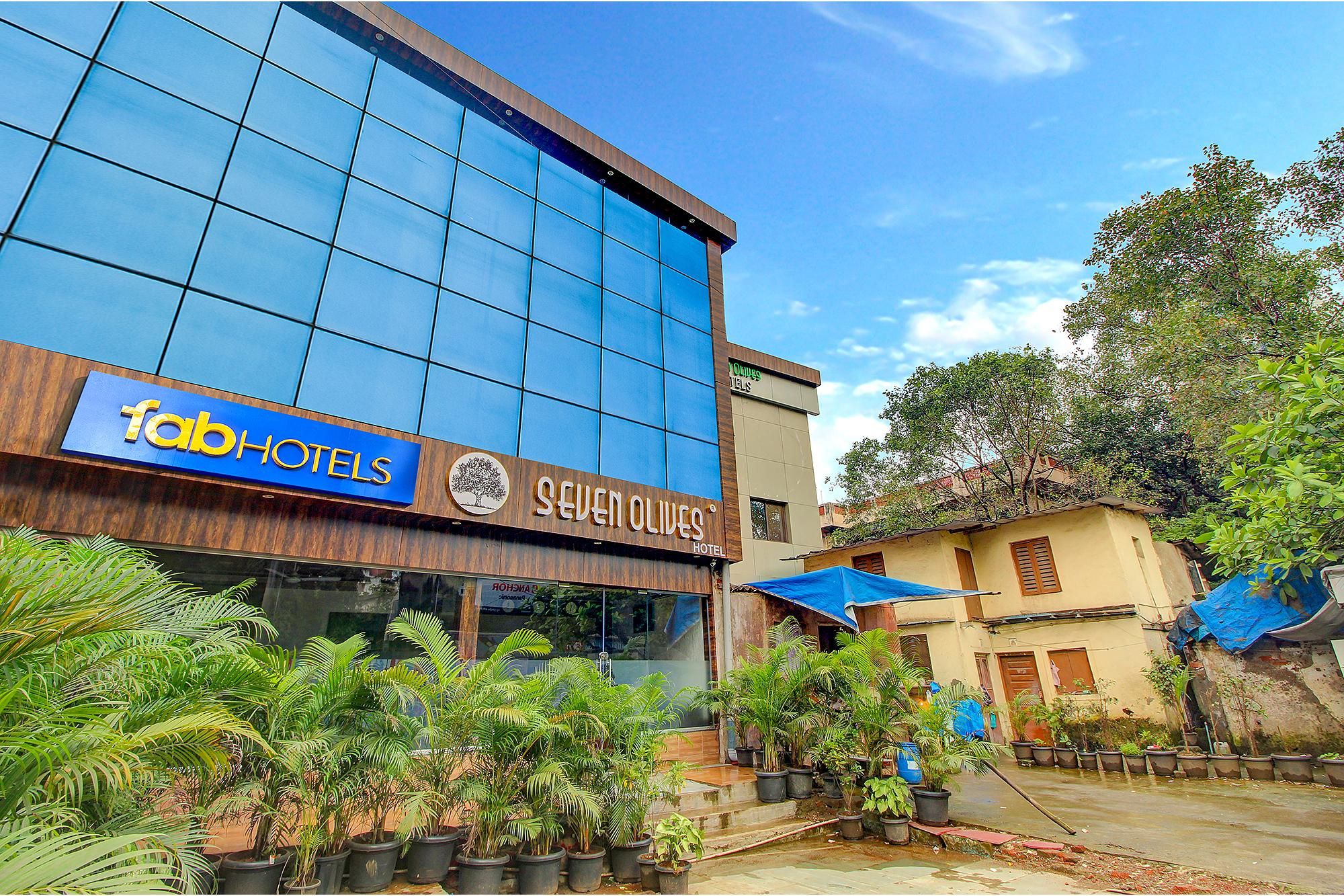 FabHotel Seven Olives Deluxe Single Room