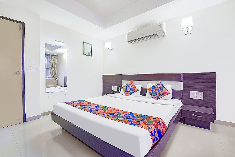  FabHotel Skyland Deluxe Room 9