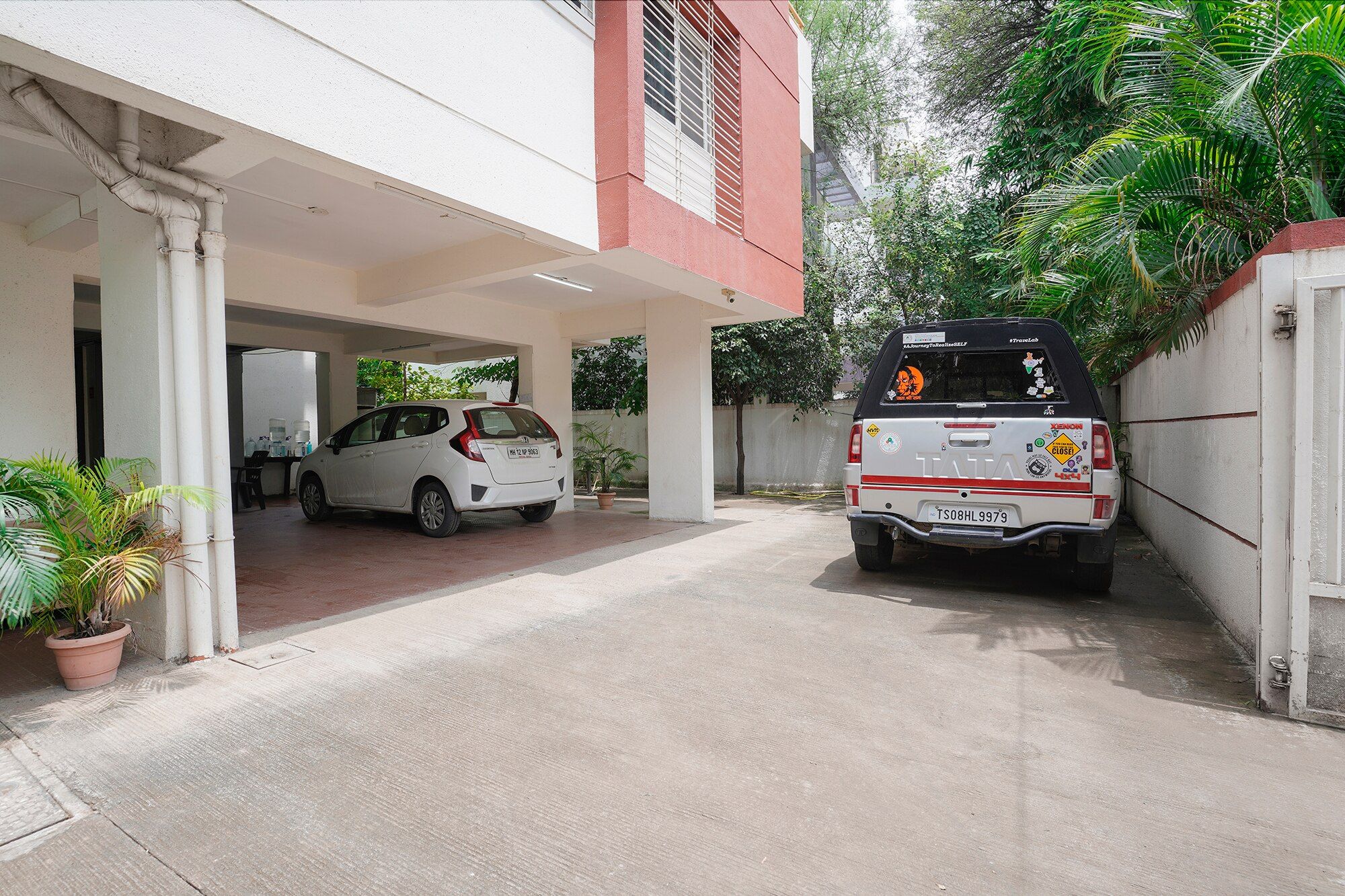 undefined FabHotel Vardhan House II 8