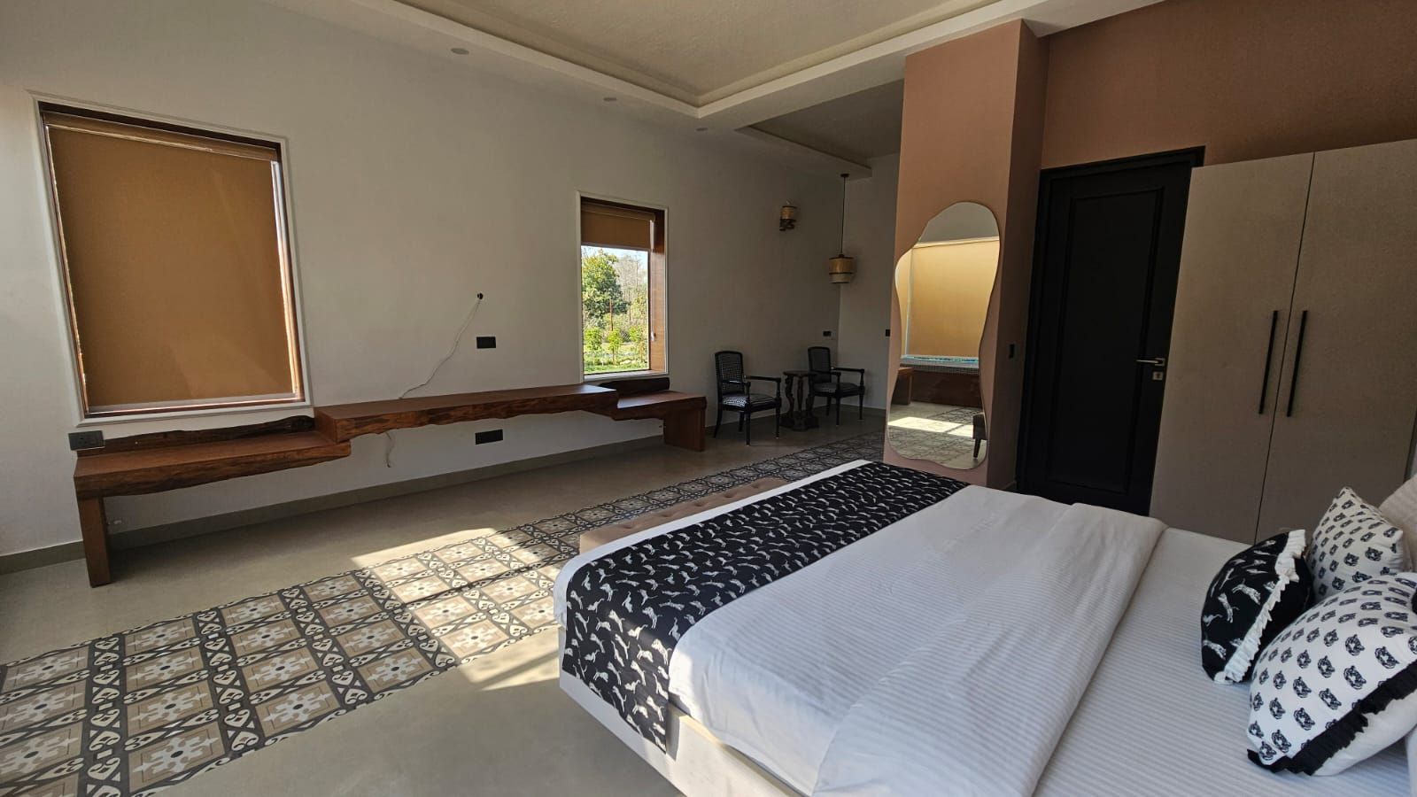 undefined Srina Vilas,Corbett 8