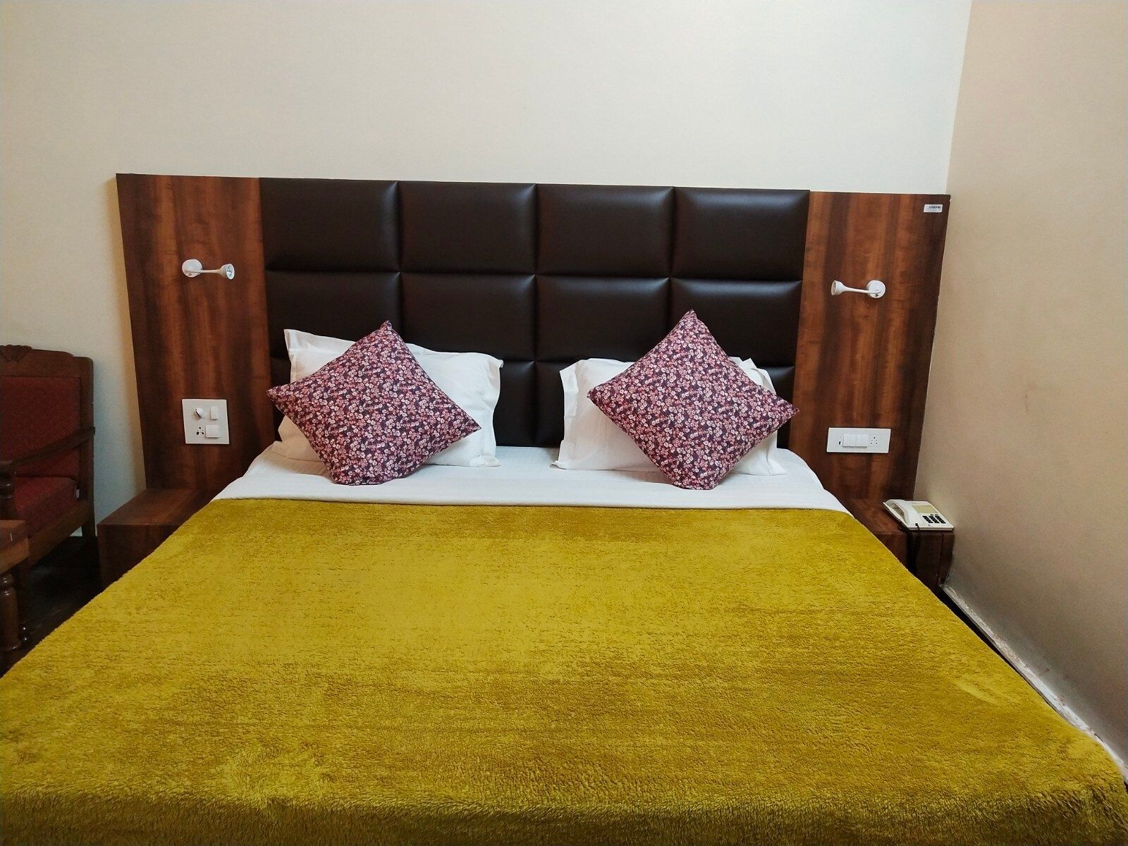 Gagan Resorts (By Total Bliss Hospitality Services) Standard Room (Ground Floor) 3