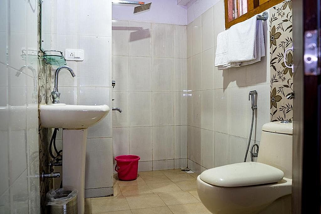 Gangtok Central Rooms ( Near Mg Marg) Deluxe Room 16