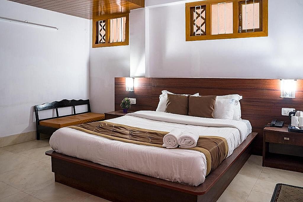 Gangtok Central Rooms ( Near Mg Marg) Superior King Room