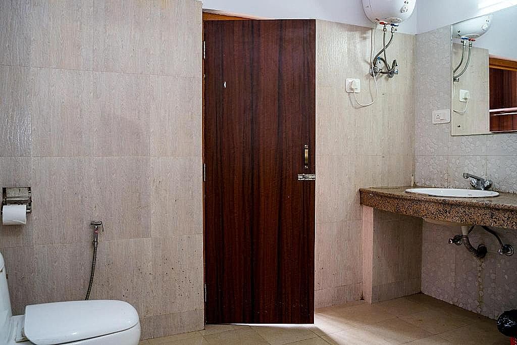 Gangtok Central Rooms ( Near Mg Marg) Superior King Room 31