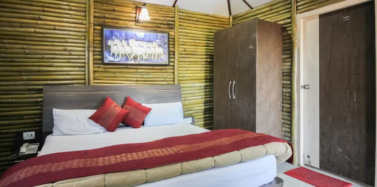 Glamwood Resort Classic Room 4