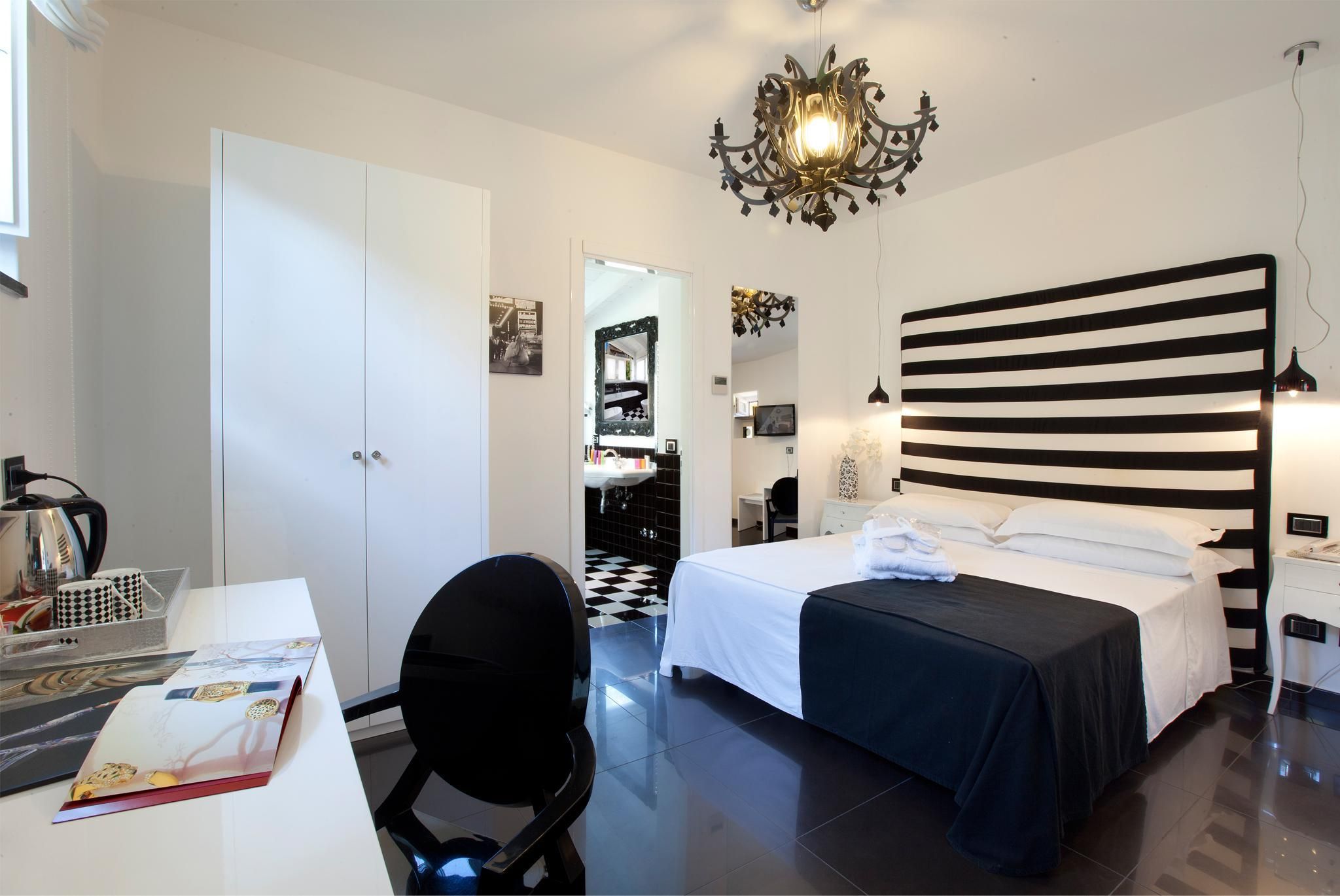 undefined Palazzo Abagnale l 7