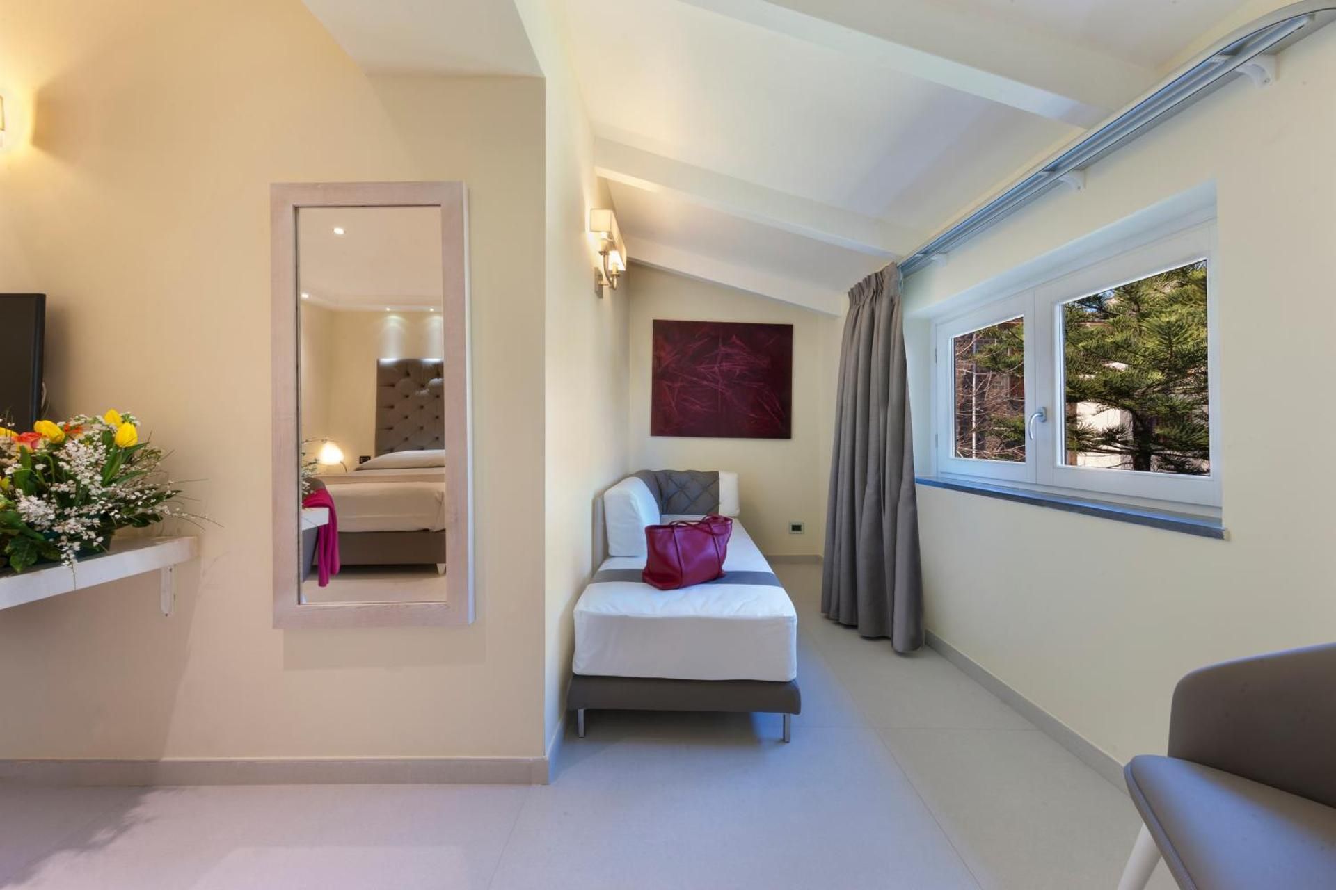 undefined Palazzo Abagnale l 5