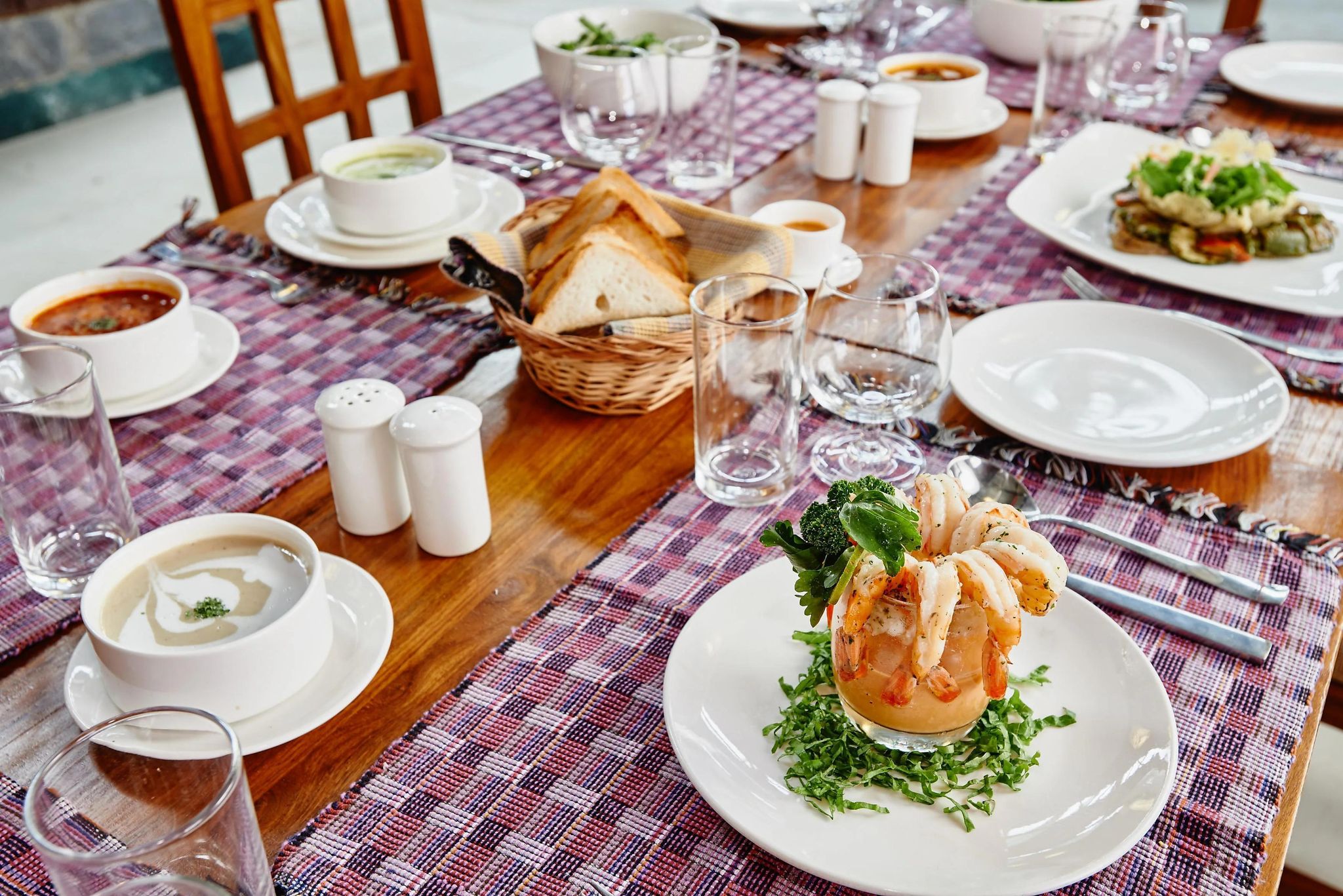 Food & Dining