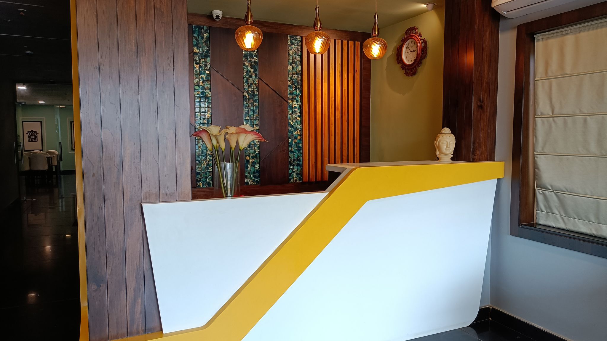 undefined Goroomgo Royal Crown puri 3