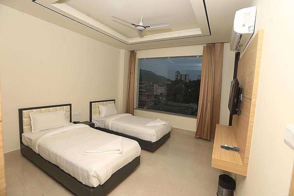 Hotel Aqua Vibes Deluxe Twin Room