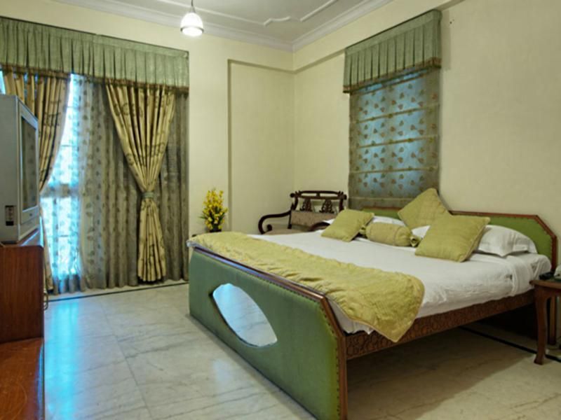 Teerthraj Wing Deluxe Room