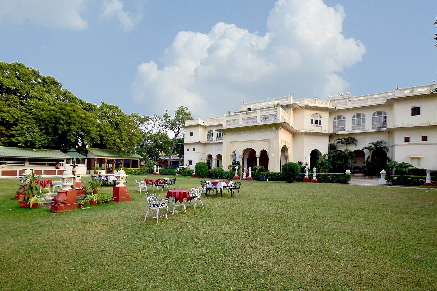 Hotel Exterior