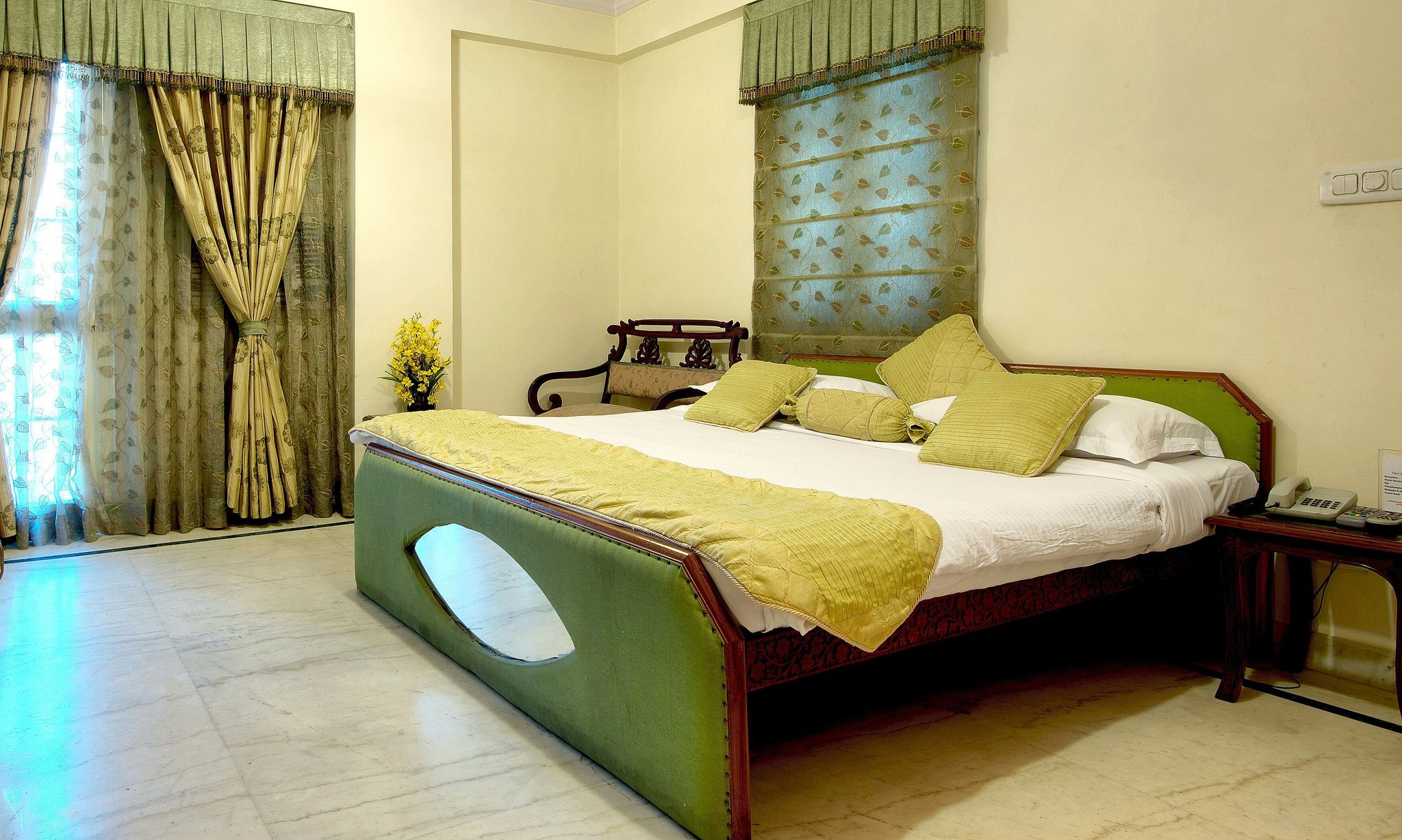 Hari Mahal Palace by Pachar Group Deluxe Apartment Room 2