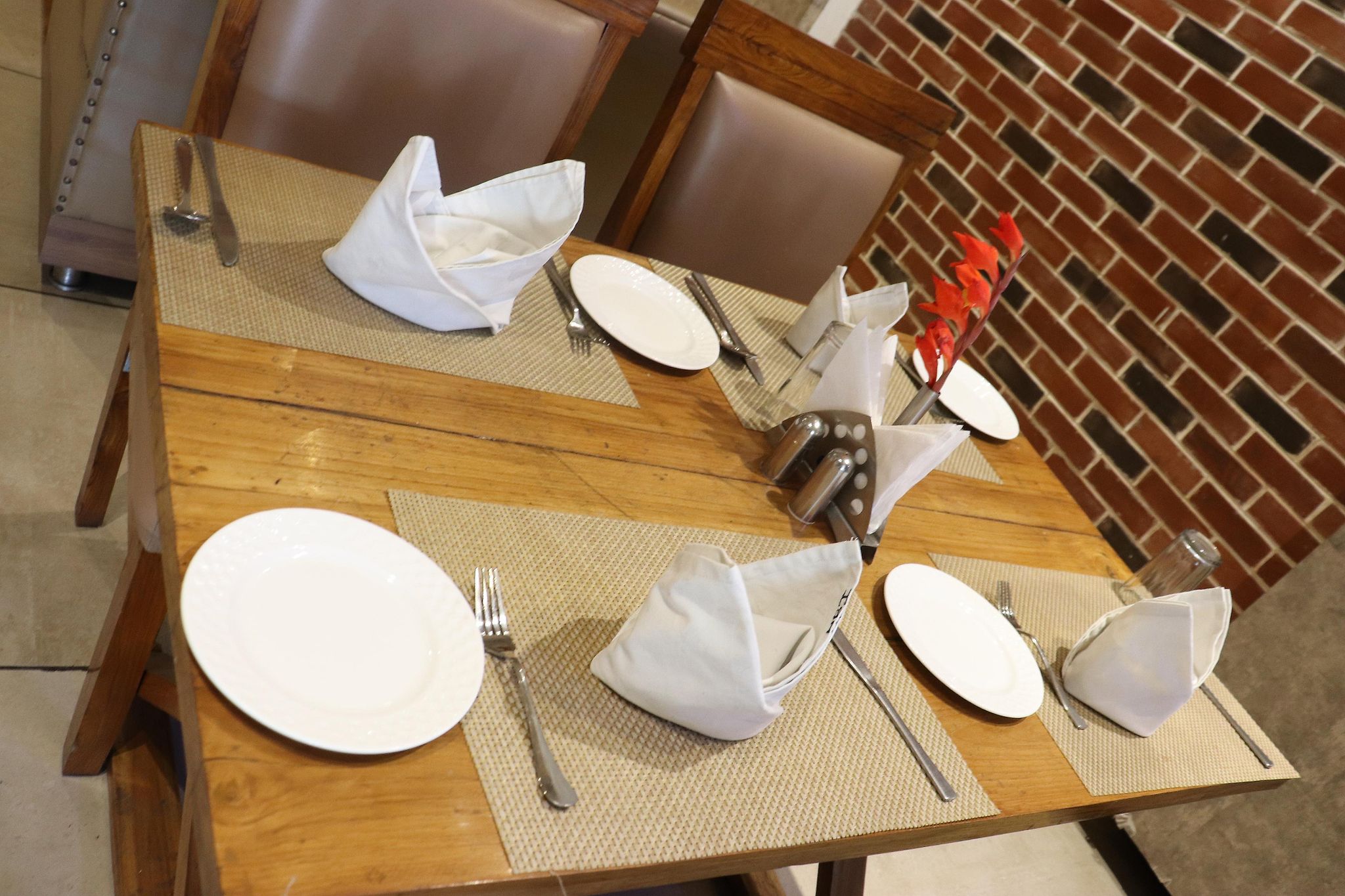 Food & Dining