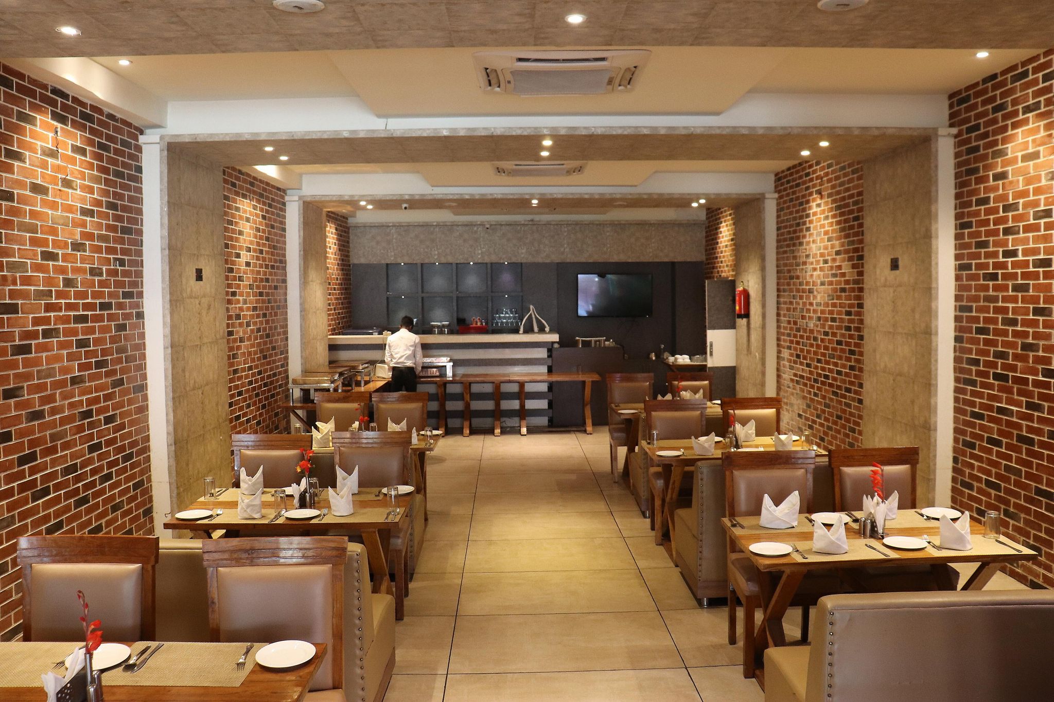 Food & Dining