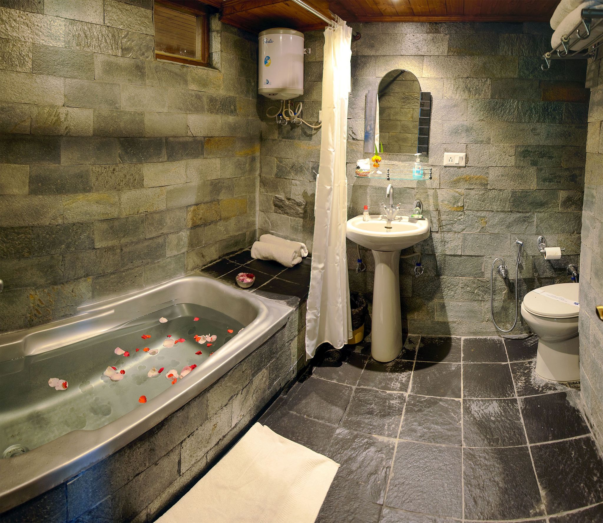 Heritage Satikva Resorts Imperial Room 6