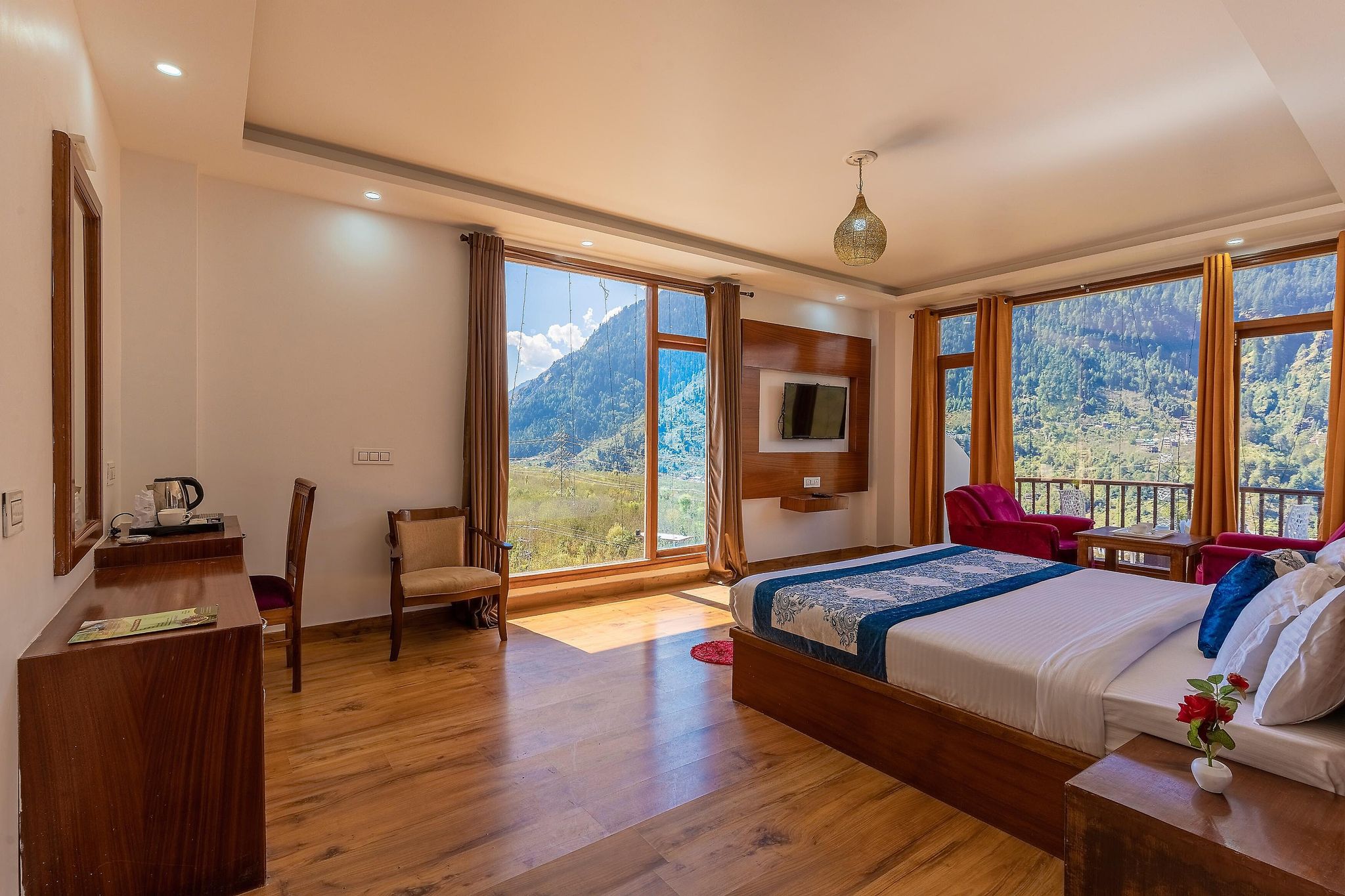 Himalayan Alpine Resort Deluxe Room With Mountain View 2
