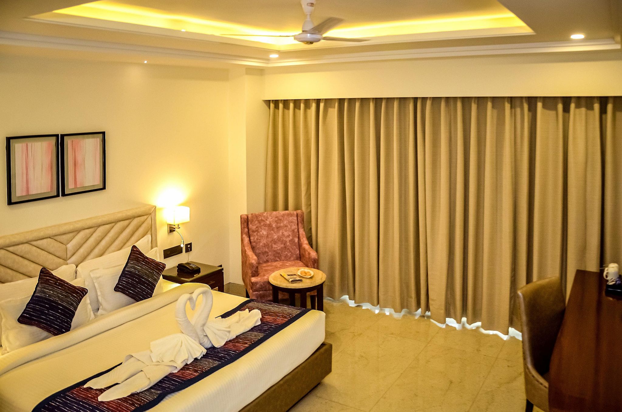 MJ Aero Suites Premium With Balcony Room 2