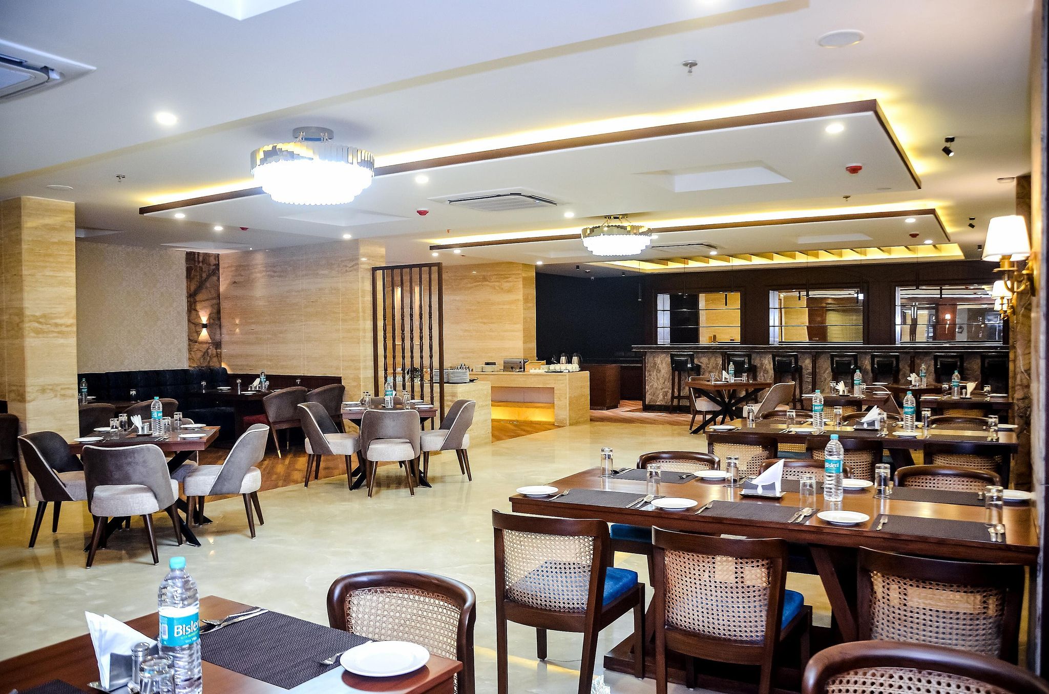 Food & Dining