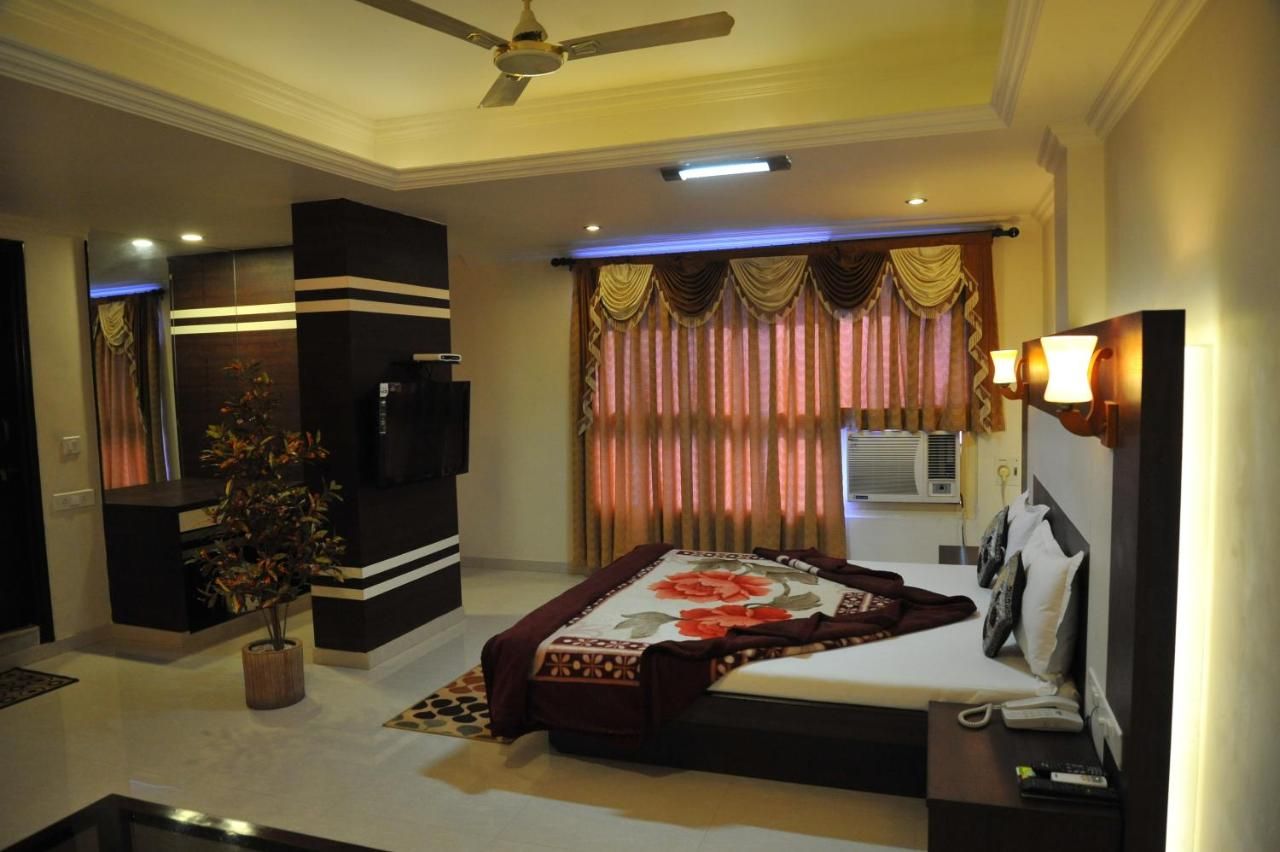 HOTEL ALPHA Non AC 2