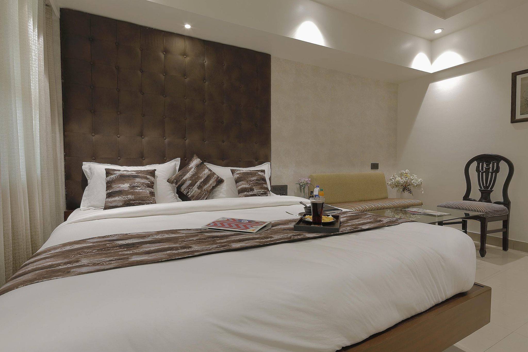 Hotel Ariana Residency Gold Room 5