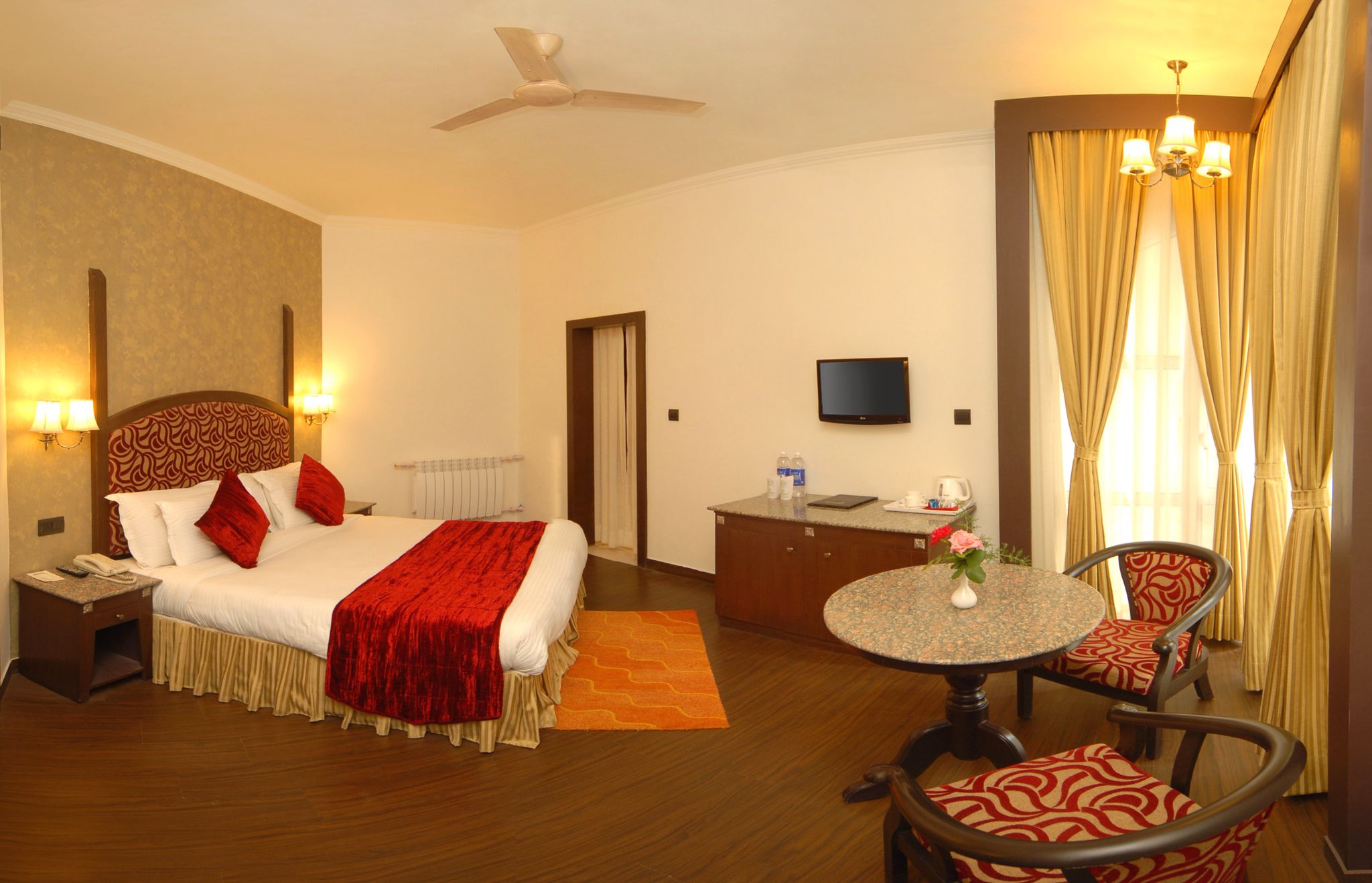 undefined Hotel Arif Castles 4