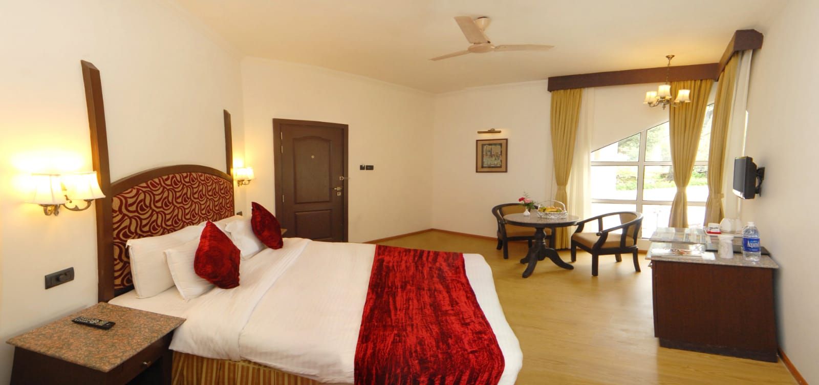 Hotel Arif Castles Deluxe Suite 4