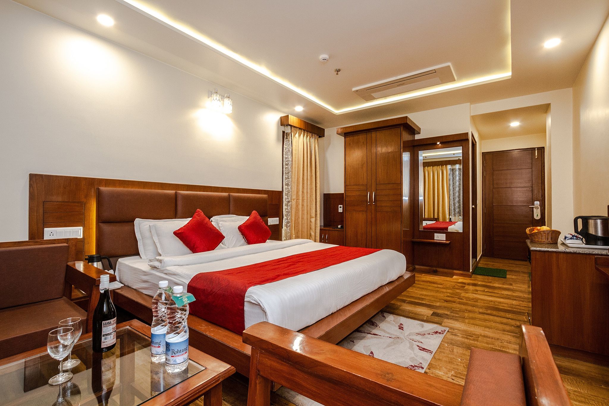 Ashapuri Residency Hotel And Spa Classic Room (Garden View Without Balcony) 17