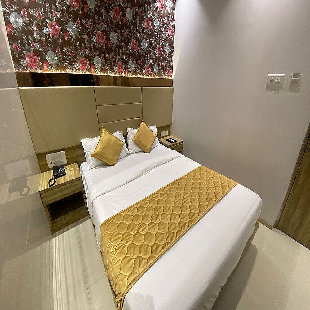 undefined Hotel BKC Crown - Near Trade Centre, Visa Consulate 10