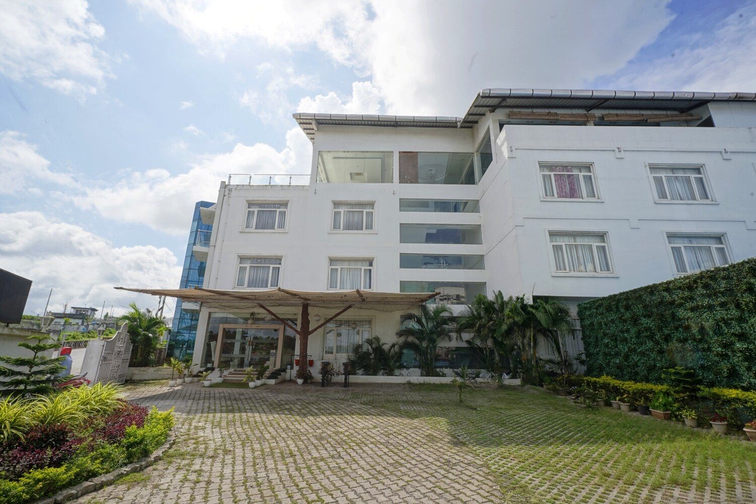 undefined  Hotel Blue Waves 7