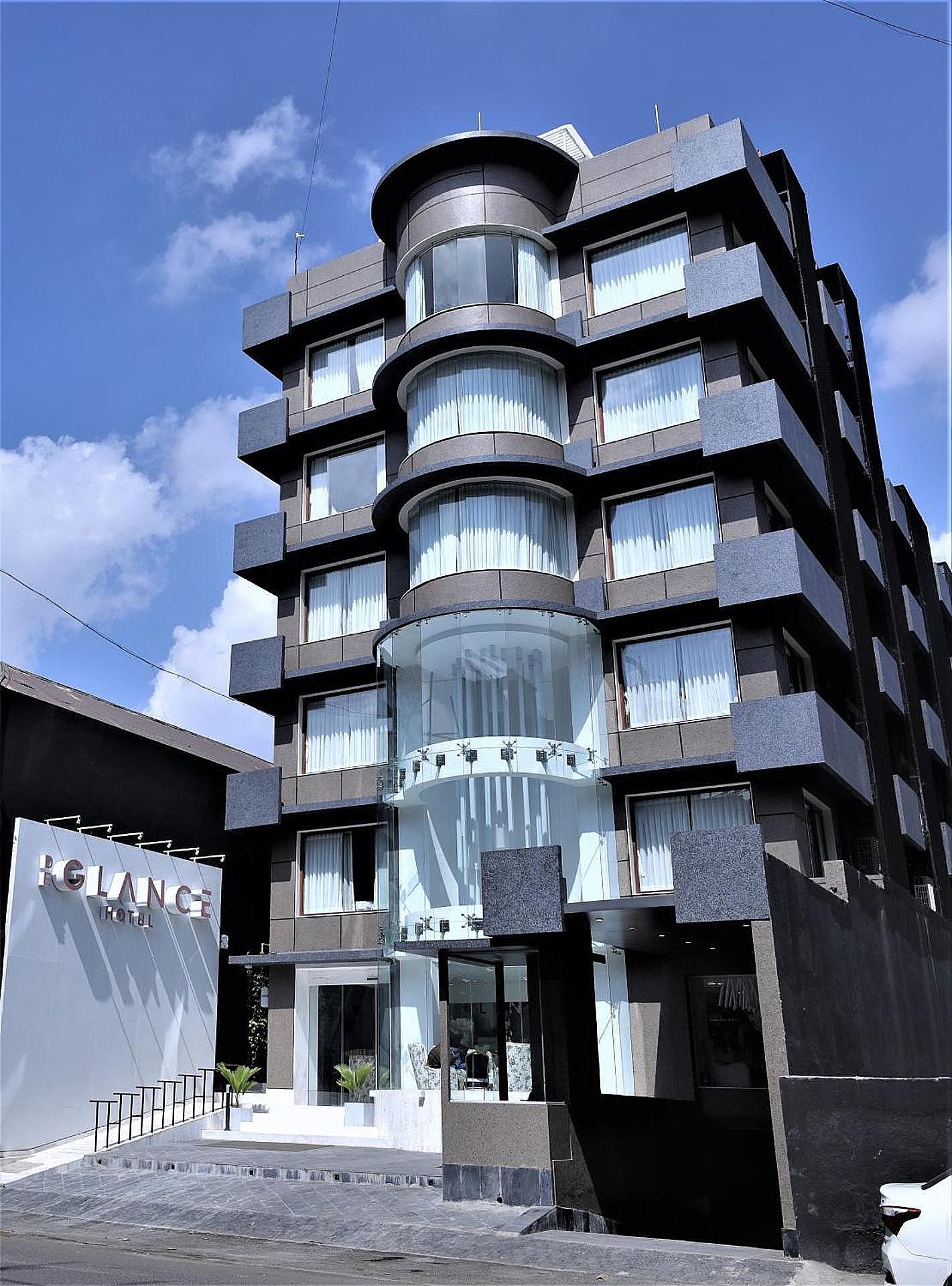 undefined De Glance Hotel - Surat 9