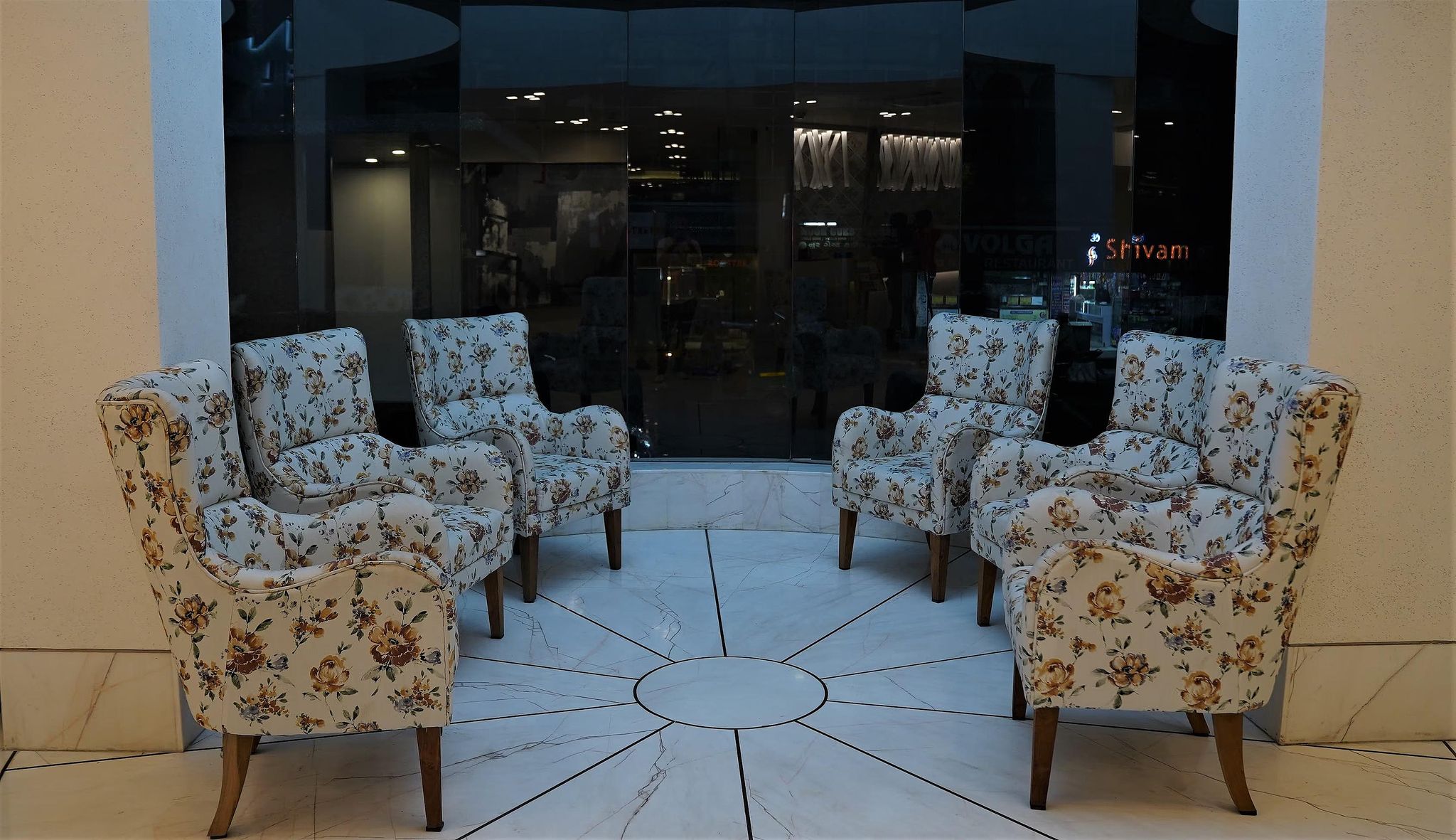 undefined De Glance Hotel - Surat 4
