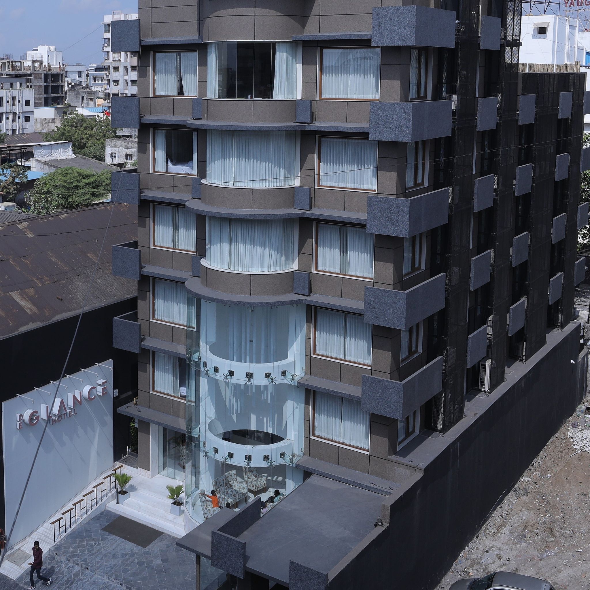 undefined De Glance Hotel - Surat 2