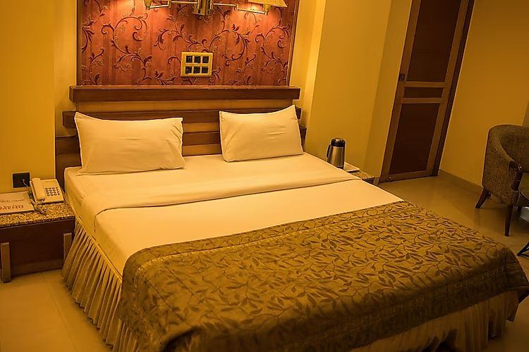 Hotel Deccan Royale SUPERIOR AC