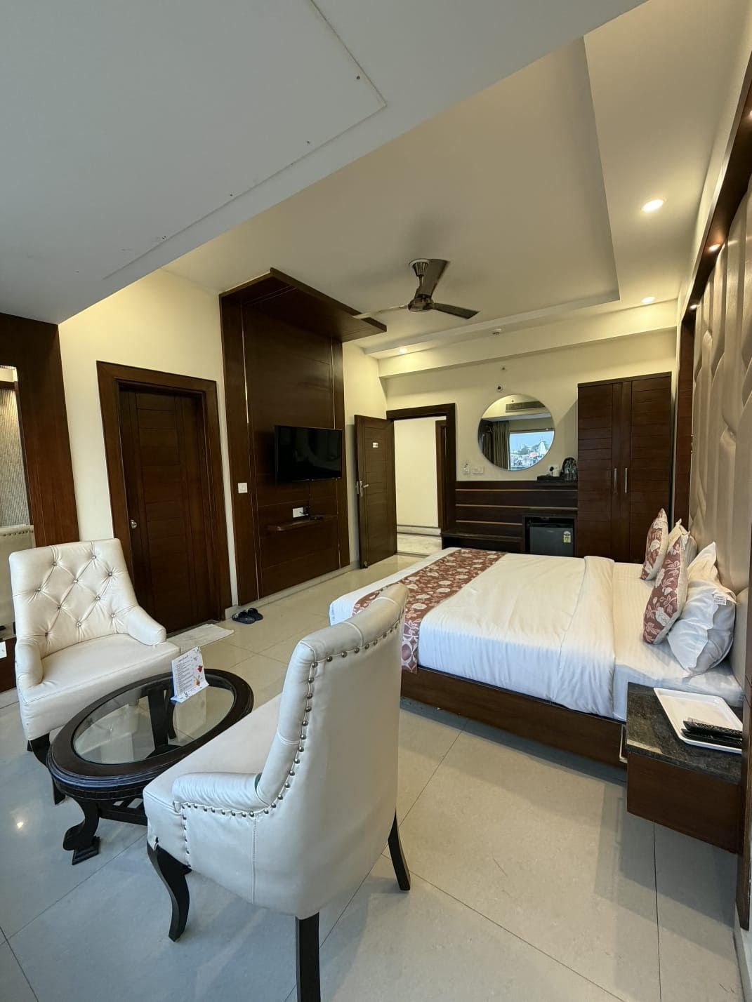 Premium Room